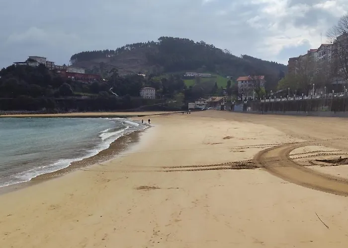 Sabino Arana 9, Doble Con Servicios Compartidos Rum i privatbostad