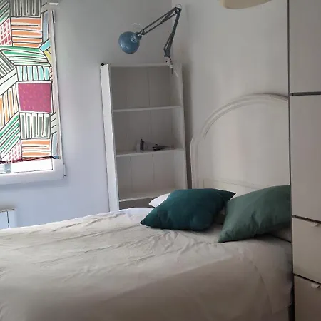 Sabino Arana 9, Doble Con Servicios Compartidos